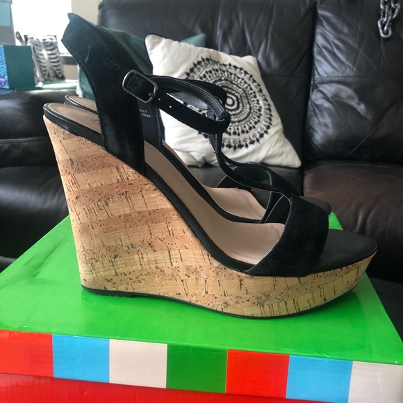 Charles David cork wedge - Picture 2 of 4